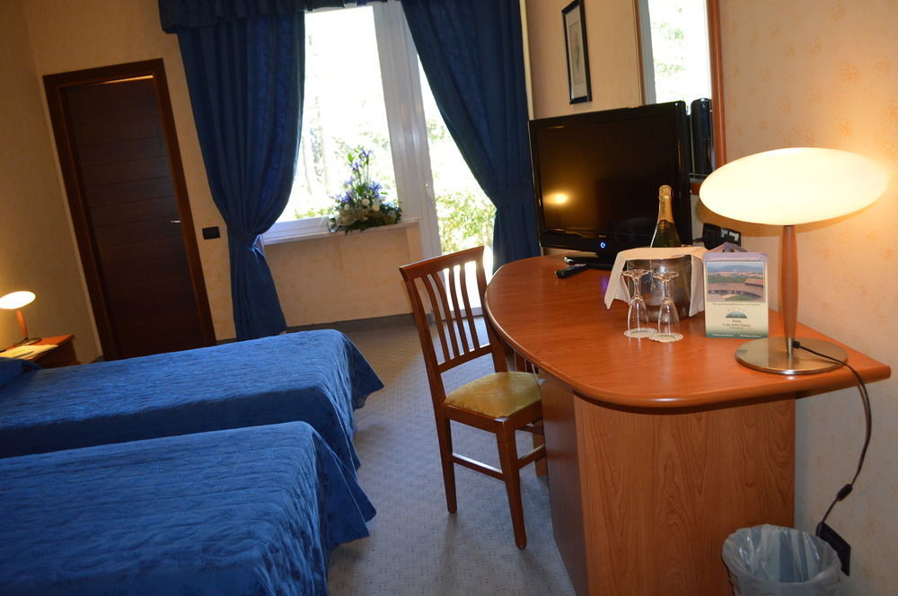 Bluebay Colle Della Trinita Perugia Otel Corciano Dış mekan fotoğraf